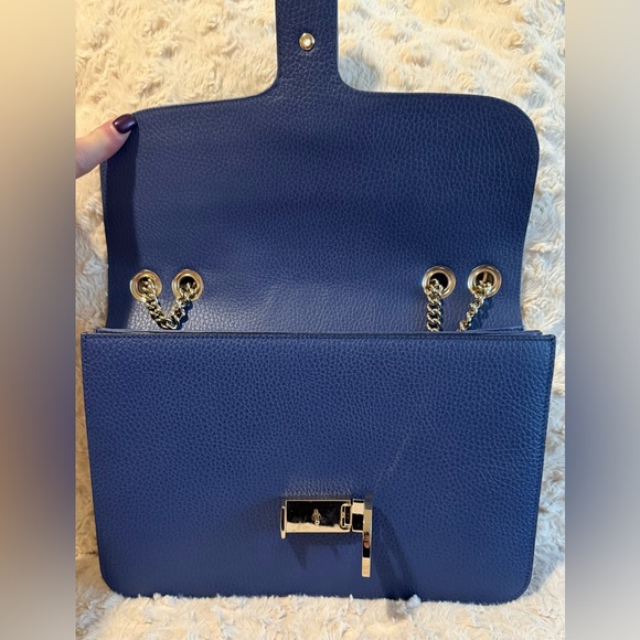 GUCCI AUTHENTIC CALFSKIN PERIWINKLE BLUE INTERLOCKING GG CHAIN SHOULDER BAG.NWOT - Picture 5 of 16